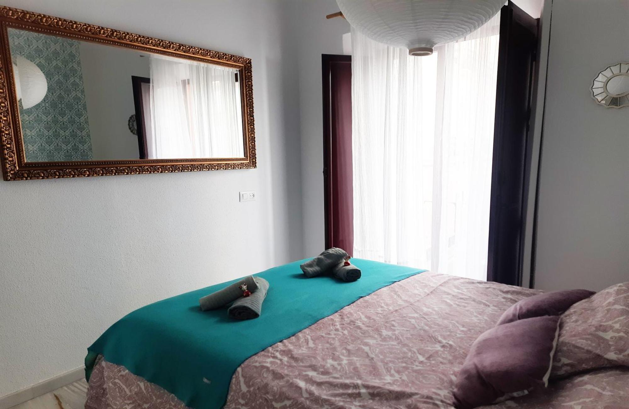 Lovely Center Apartments - Sunny Balcony Alfalfa Sevilla Dış mekan fotoğraf